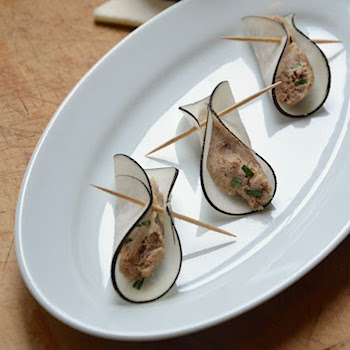 Canapés radis-rillettes